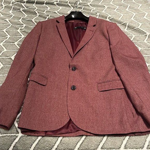 ASOS Suit Jacket w/ micro texture in burgundy (Size Chest 42 Reg) - Picture 4 of 7